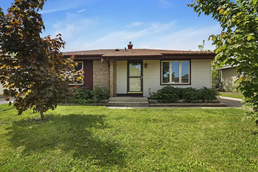 1709 88th St, Kenosha, WI 53143 - #2