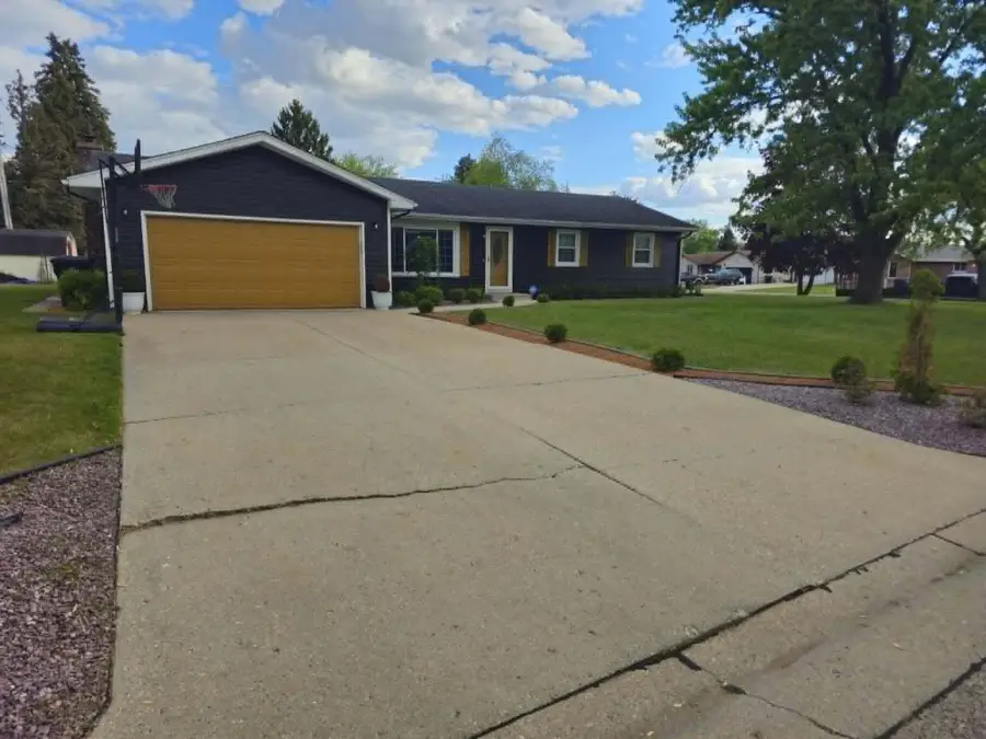 2260 Cobblestone Ln, Beloit, WI 53511 - #3