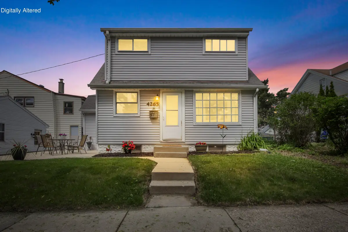 4265 S 1st St, Milwaukee, WI 53207 - #1