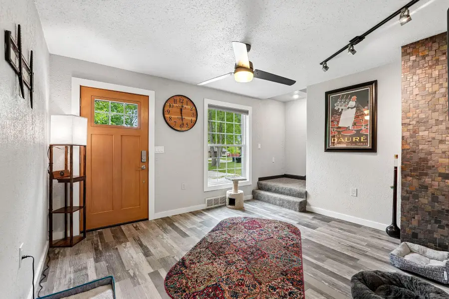 10529 W Villard Ave, Milwaukee, WI 53225 - #2
