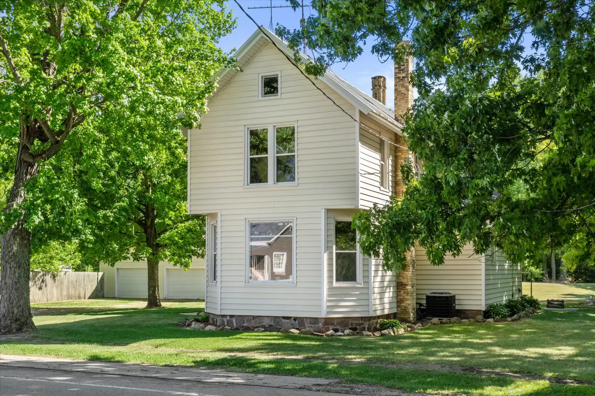 W1011 County Road Ci, Sullivan, WI 53137 - #1
