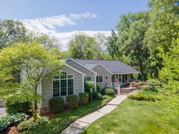 820 Madera Cir, Elm Grove, WI 53122