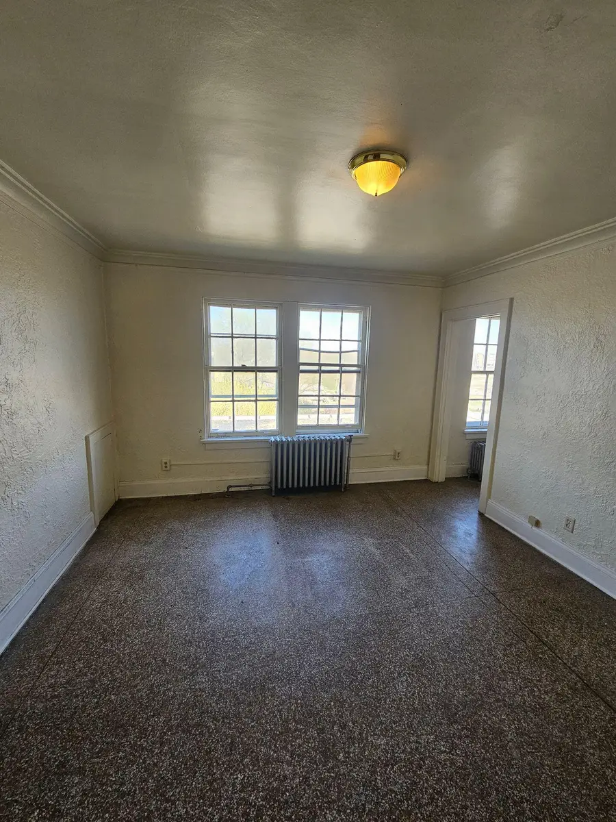 614 6th St, Racine, WI 53403 - #3