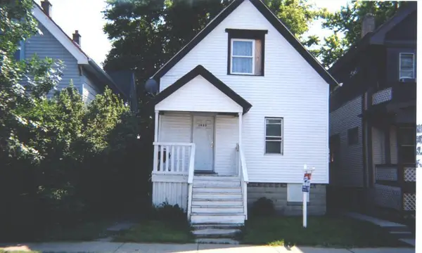 1935 W Monroe St, Milwaukee, WI 53205