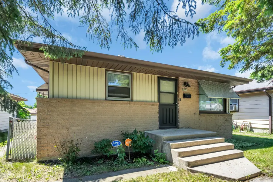 4941 N Sherman Blvd, Milwaukee, WI 53209 - #3