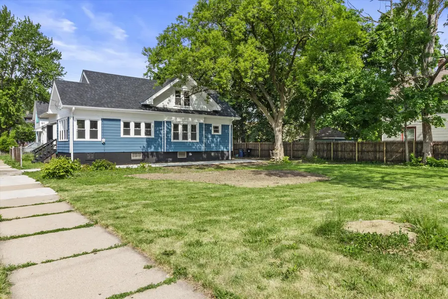1342 St Patrick St, Racine, WI 53404 - #3