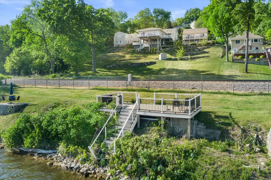 N39W27485 Hillside Grove Rd, Pewaukee, WI 53072 - #2