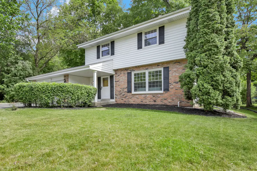 8001 W Bottsford Ave, Greenfield, WI 53220 - #2