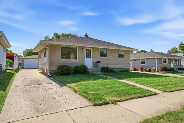 3201 S 98th St, Milwaukee, WI 53227