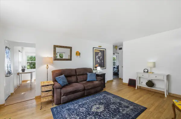 3147 S Brisbane Ave, Milwaukee, WI 53207