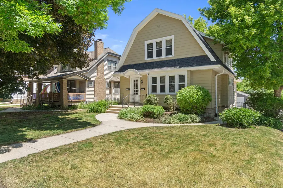 1418 N 57th St, Milwaukee, WI 53208 - #2