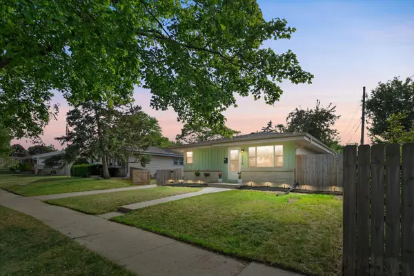 3319 S 86 St, Milwaukee, WI 53227