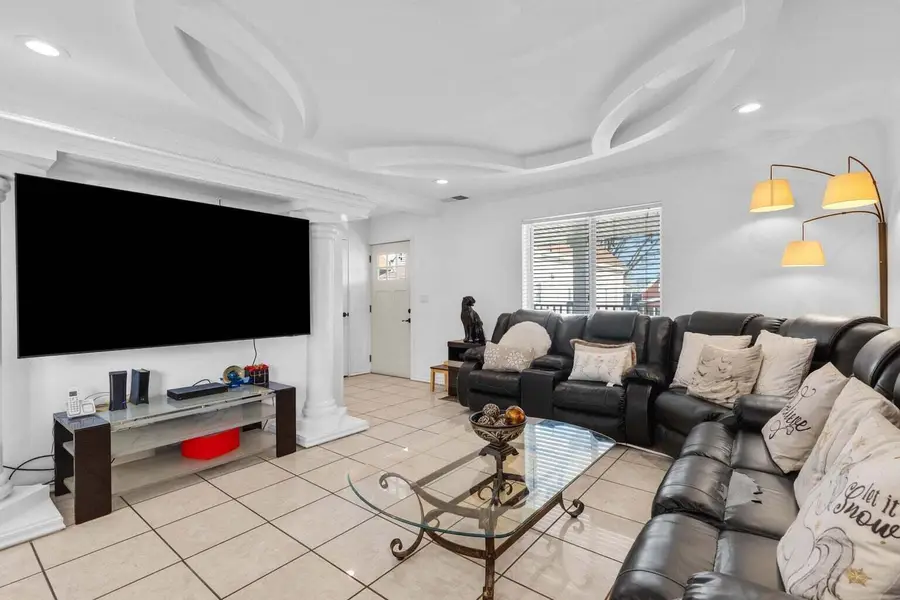 1963 S 7th St, Milwaukee, WI 53204 - #2