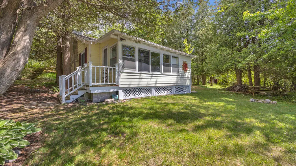 16422 Harpt Lake Rd, Gibson, WI 54228 - #1