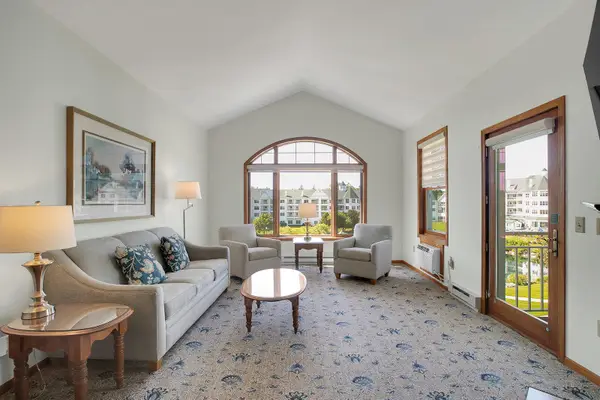101 Osthoff Ave, Elkhart Lake, WI 53020