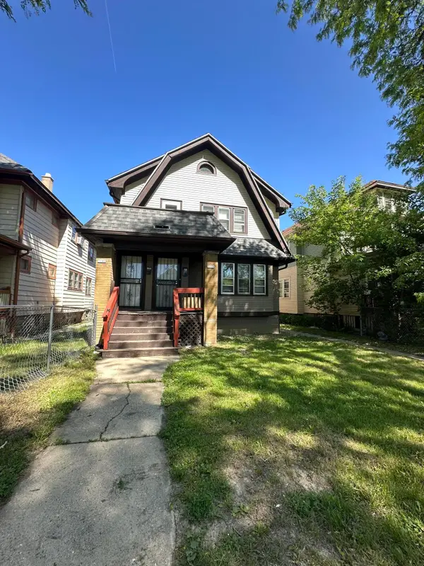3158 N 39th St, Milwaukee, WI 53216