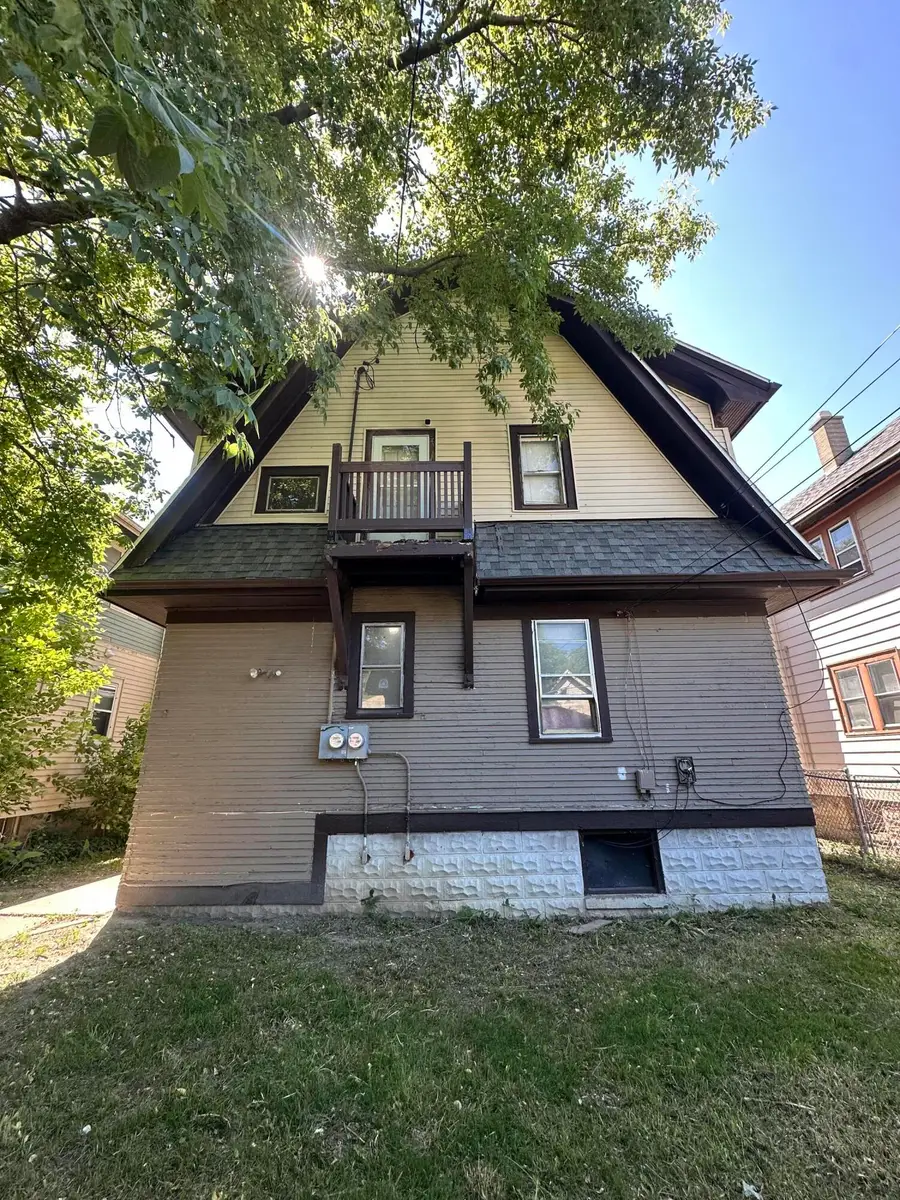 3158 N 39th St, Milwaukee, WI 53216 - #2