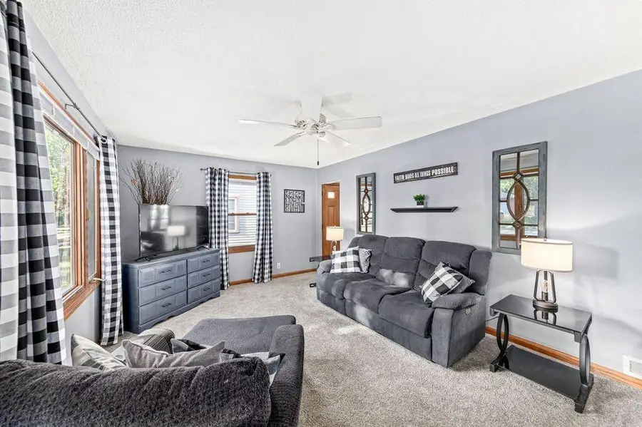 187 N 91st St, Milwaukee, WI 53226 - #2