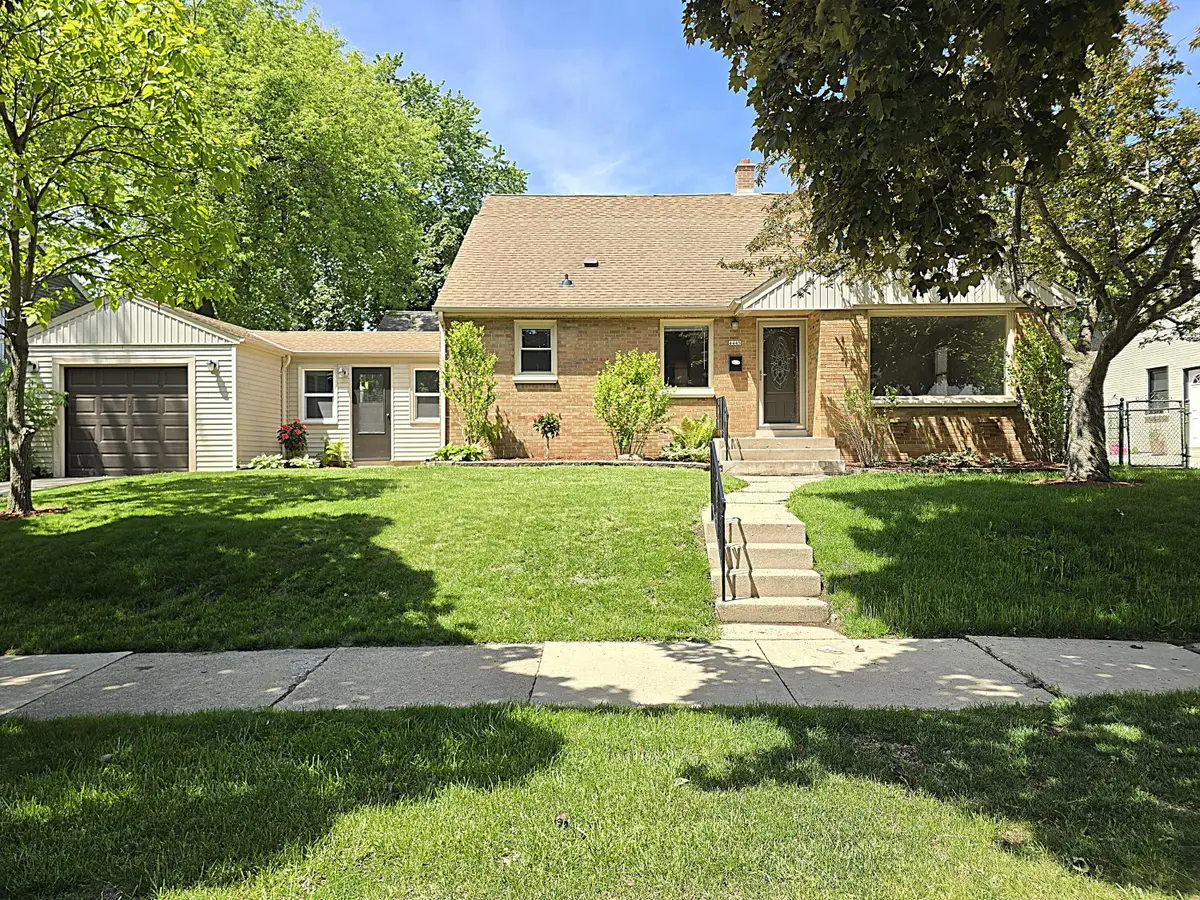4445 S Burrell St, Milwaukee, WI 53207 - #1