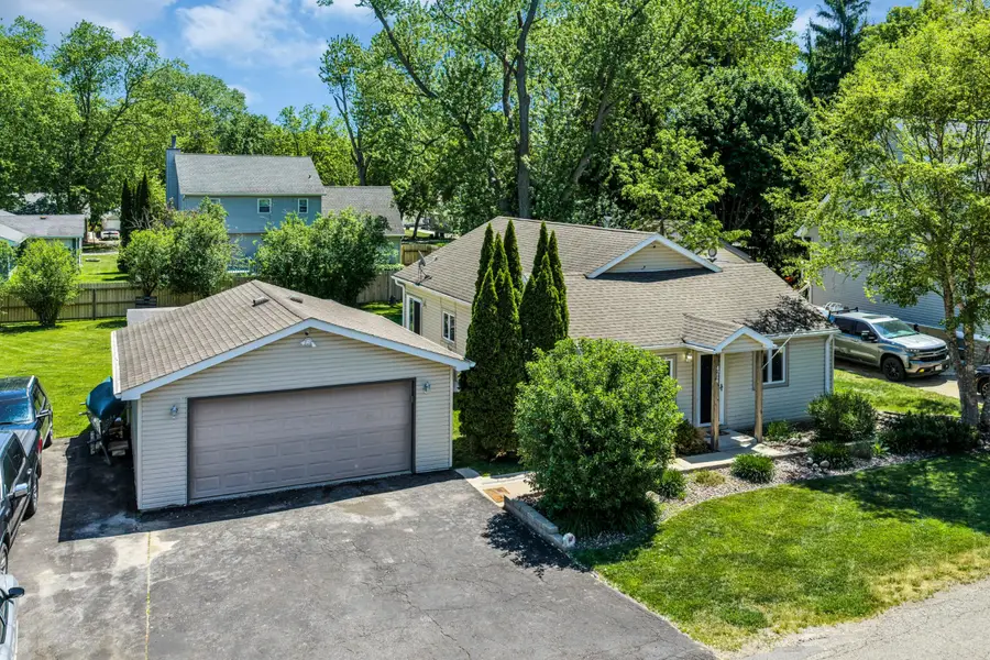 4214 Poplar Dr, Delavan, WI 53115 - #2