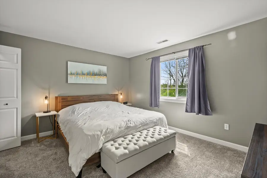 S77W19405 Lakewood Dr, Muskego, WI 53150 - #3