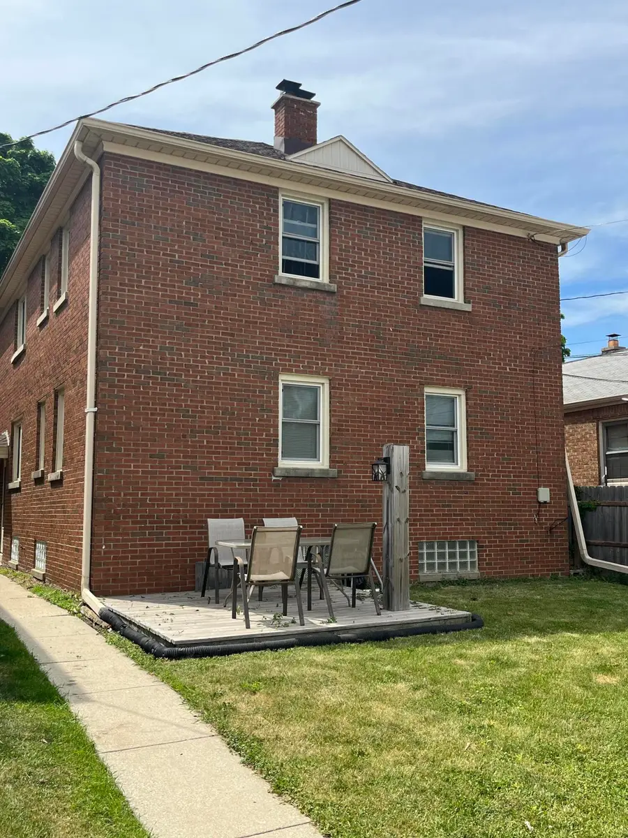 3924 S 2nd St, Milwaukee, WI 53207 - #3