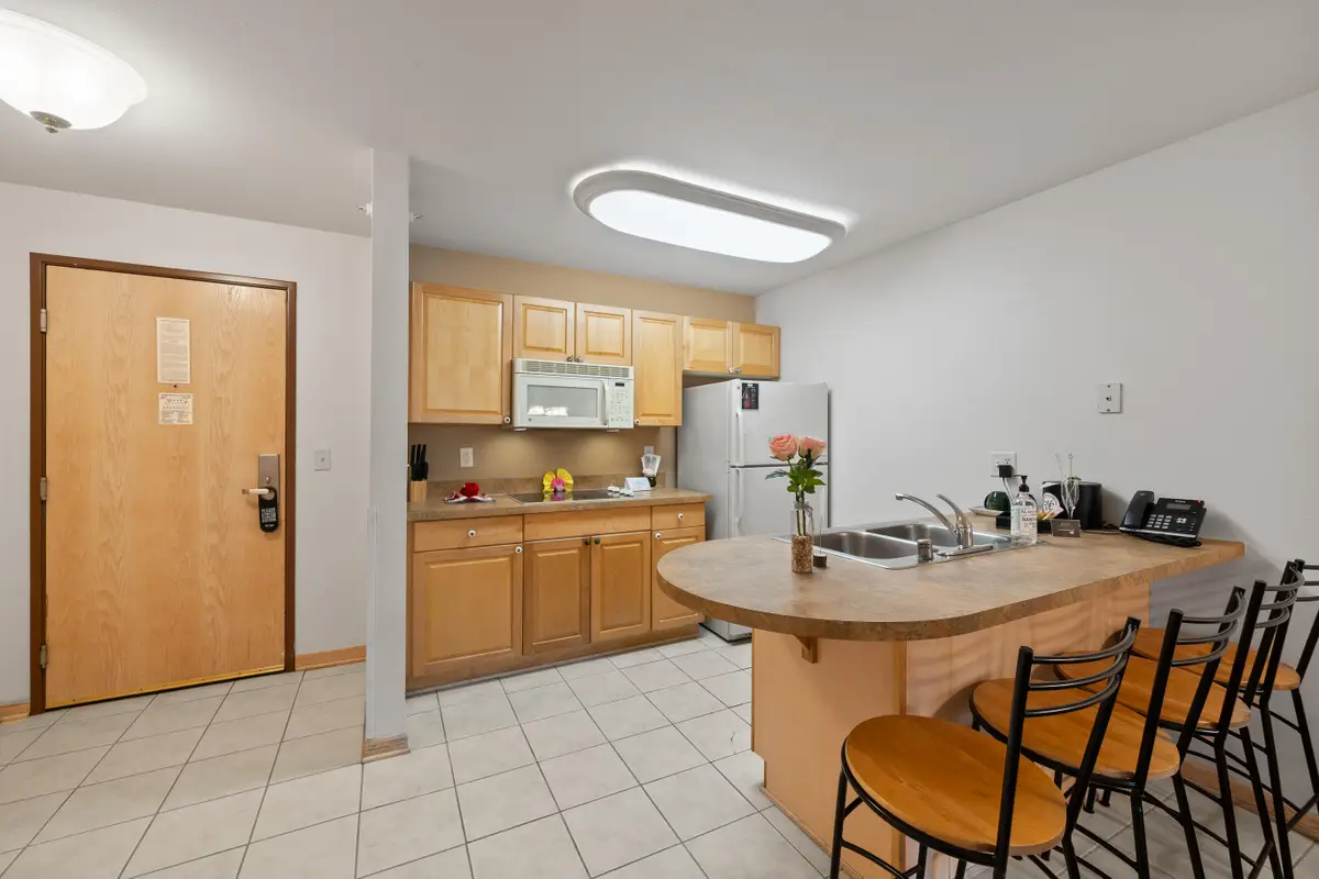 123 Center St, Lake Geneva, WI 53147 - #1