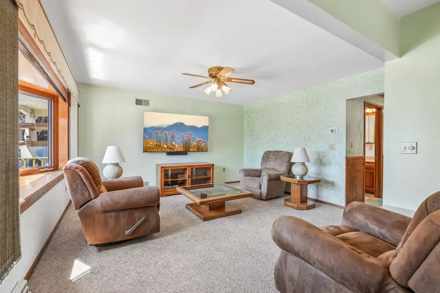 2354 S 32nd St, Milwaukee, WI 53215 - #2