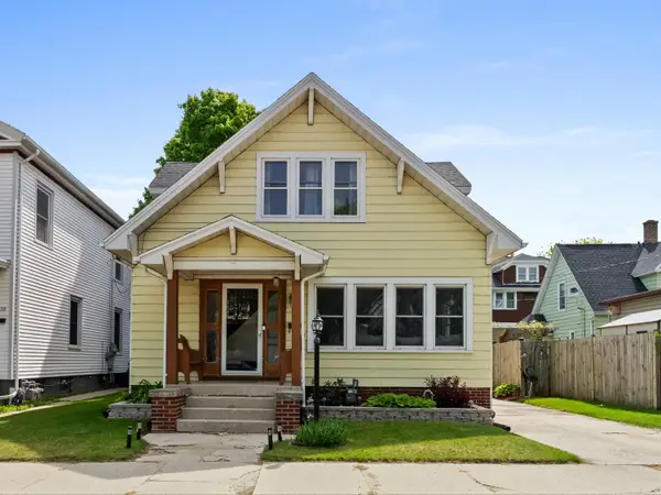 1811 N 2nd St, Sheboygan, WI 53081
