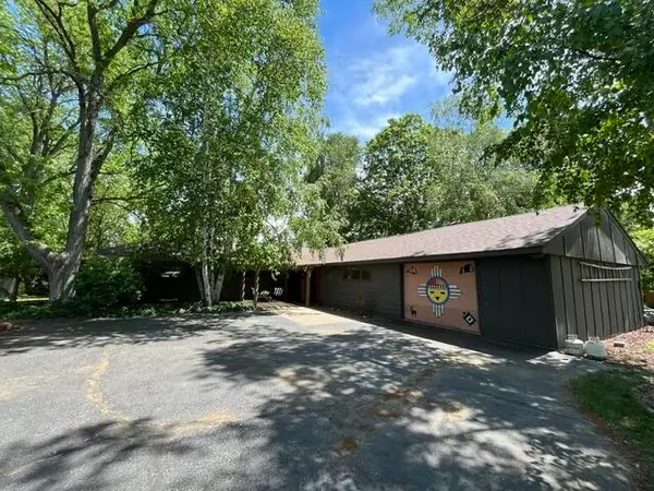 525 S 4th St E, Fort Atkinson, WI 53538
