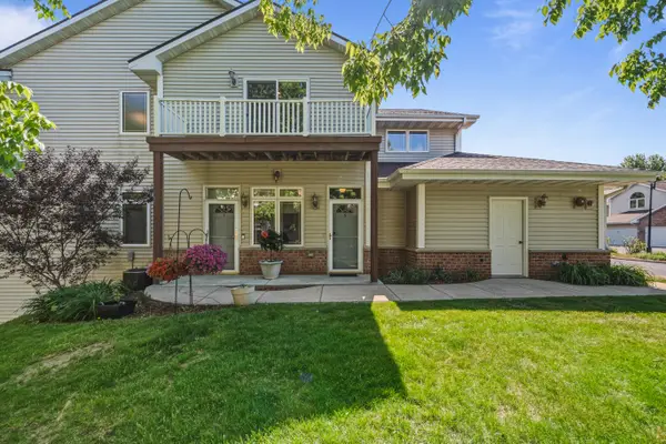 370 E Veterans Way, Mukwonago, WI 53149