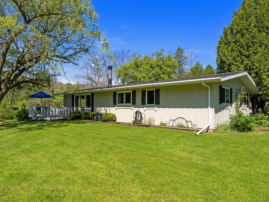 3815 W Twin Ln, Kossuth, WI 54241 - #2