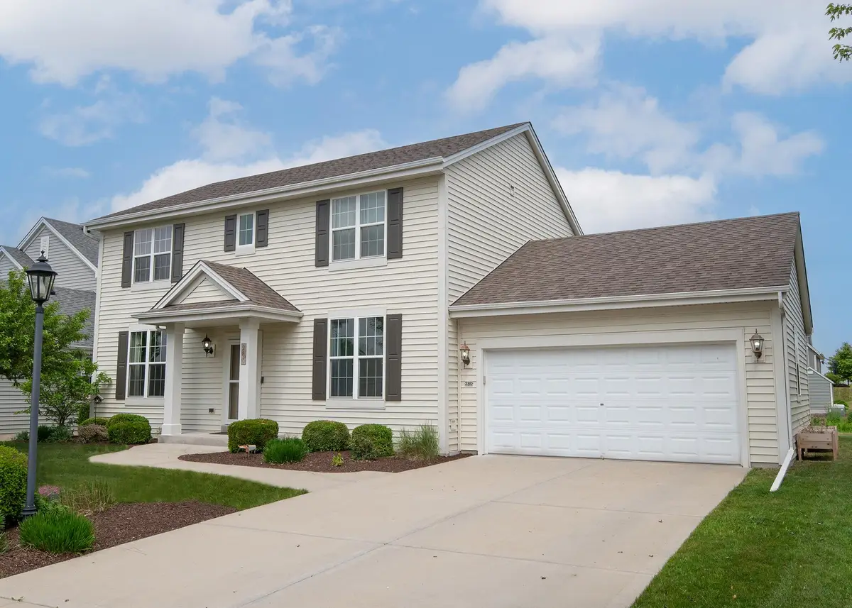 280 Foxglove St, Port Washington, WI 53074 - #1