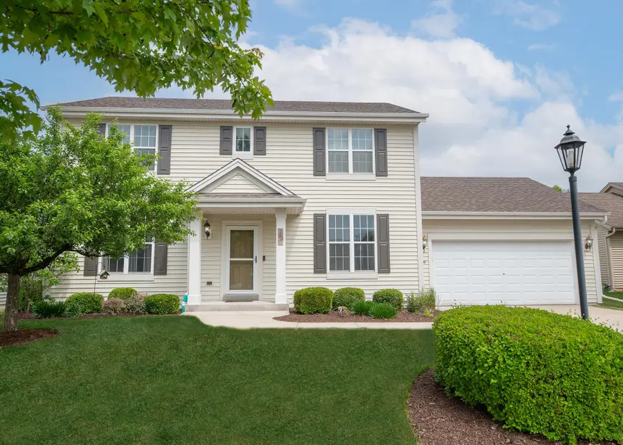 280 Foxglove St, Port Washington, WI 53074 - #2