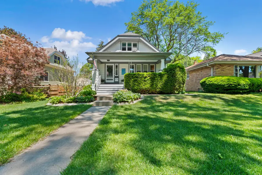 178 W Saveland Ave, Milwaukee, WI 53207 - #2