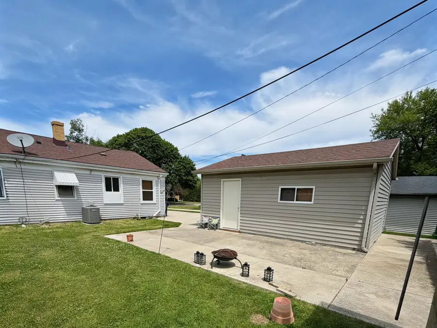 1225 Lombard Ave, Racine, WI 53402 - #3