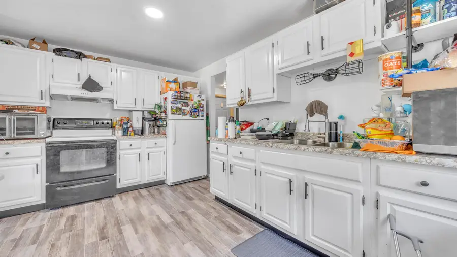 1523 N 23rd St, Sheboygan, WI 53081 - #3