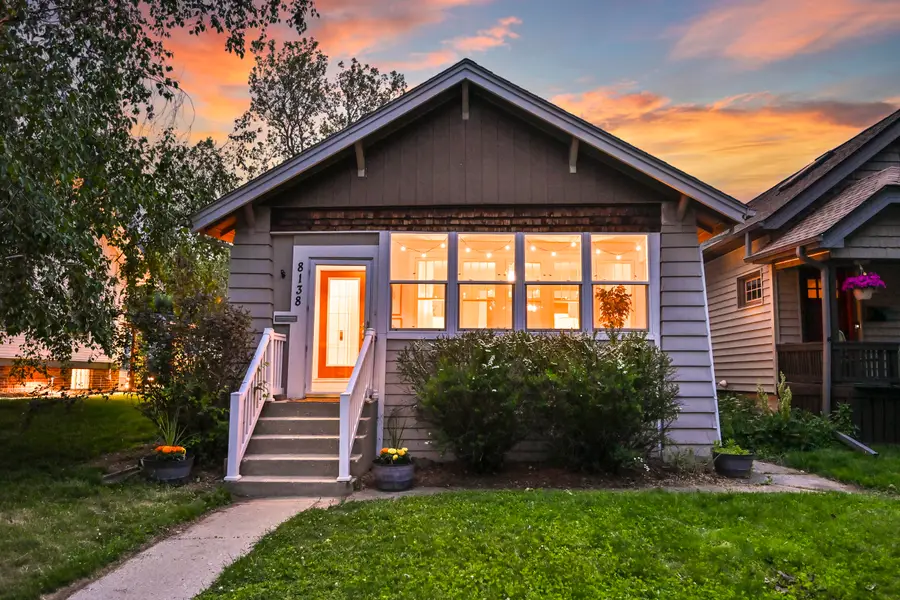 8138 Gridley Ave, Wauwatosa, WI 53213 - #2