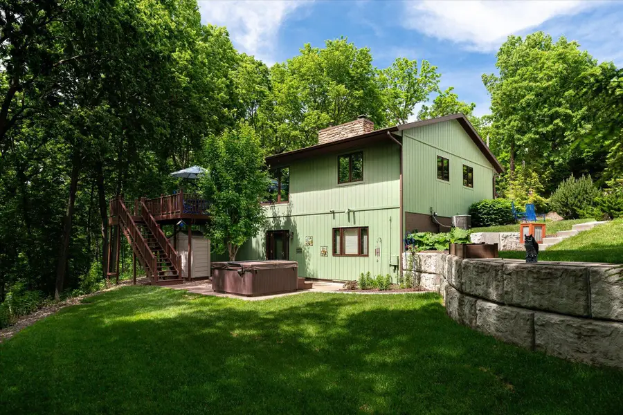 1184 Crescent Hills Dr, La Crescent, MN 55947 - #2