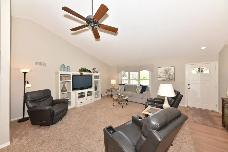 N65W15321 Blue Heron Dr, Menomonee Falls, WI 53051 - #3