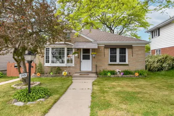 2426 5th Ave, South Milwaukee, WI 53172