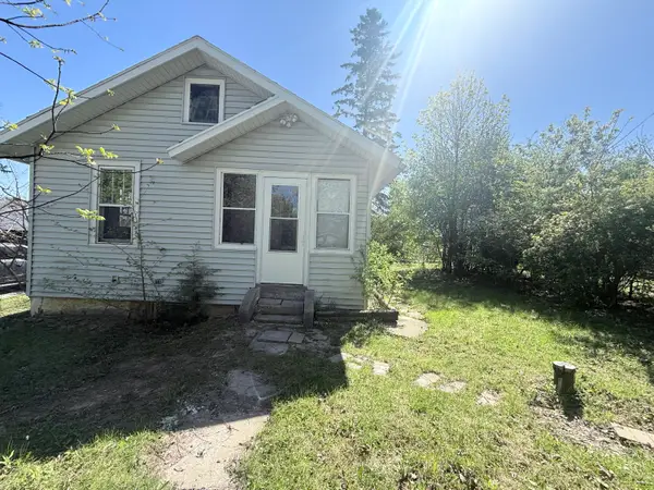 6031 242nd Ave, Salem Lakes, WI 53168