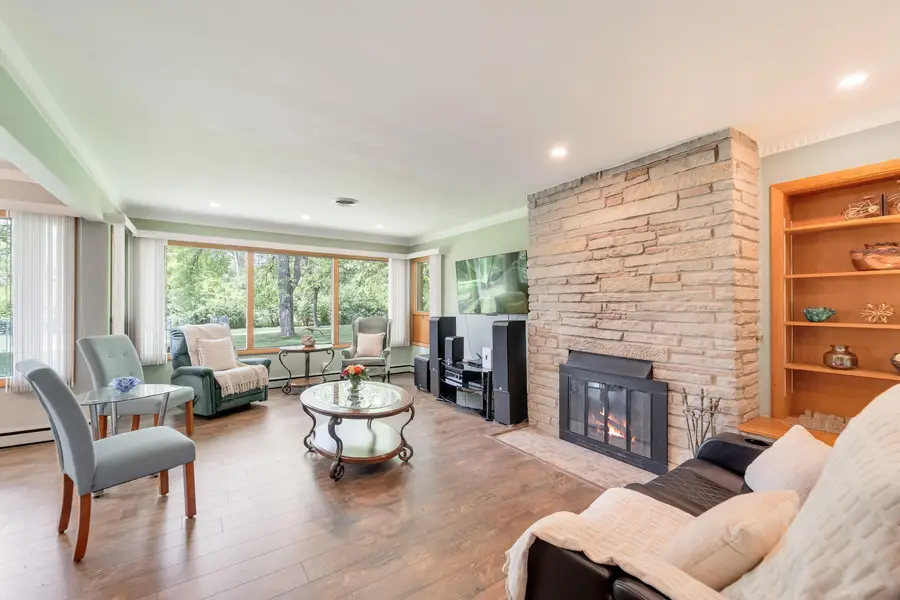 11355 N Rosewood Dr, Mequon, WI 53092 - #2