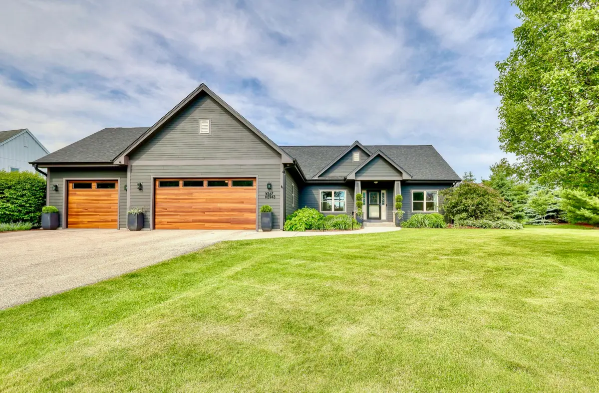 W347N5943 Lake Dr, Oconomowoc, WI 53066 - #1