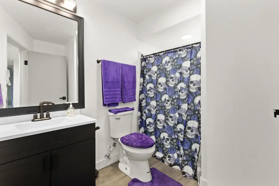5253 N Lovers Lane Rd N, Milwaukee, WI 53225 - #3