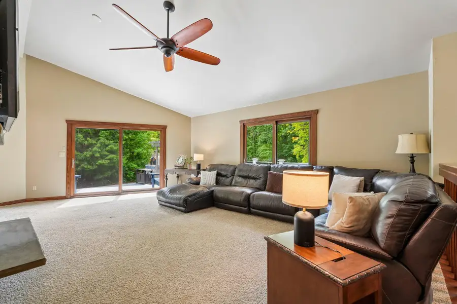 21180 Mary Lynn Dr, Brookfield, WI 53045 - #3