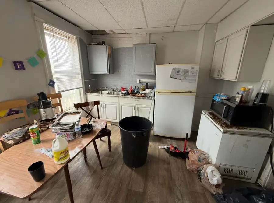 820 W Keefe Ave, Milwaukee, WI 53206 - #2