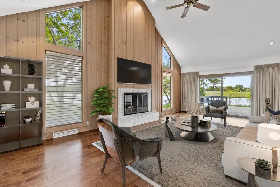 25 Lakewood Dr, Wind Point, WI 53402 - #2