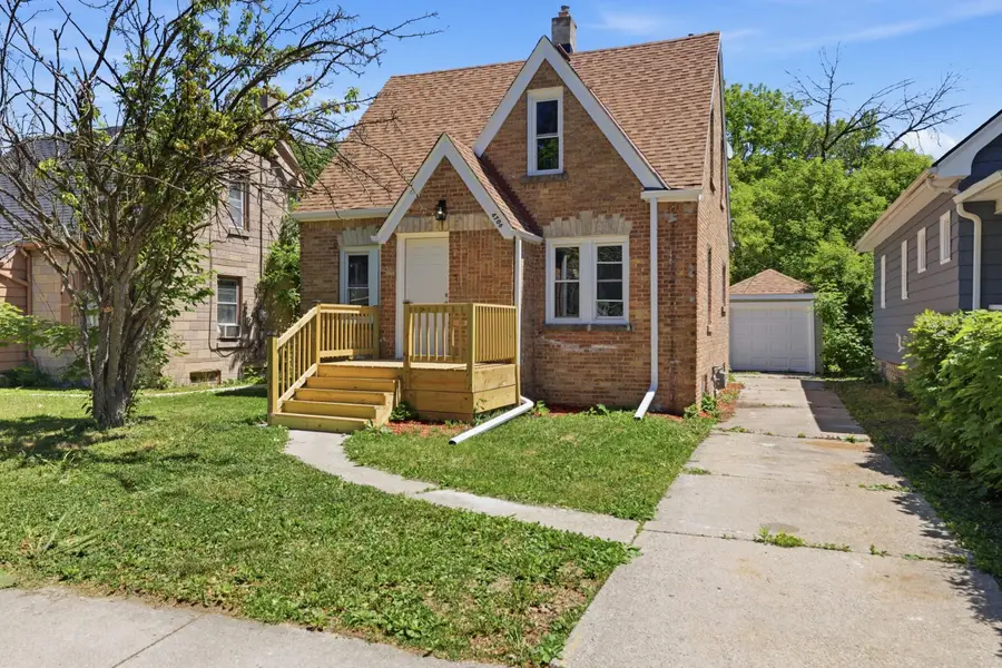 4706 N 57th St, Milwaukee, WI 53218 - #2