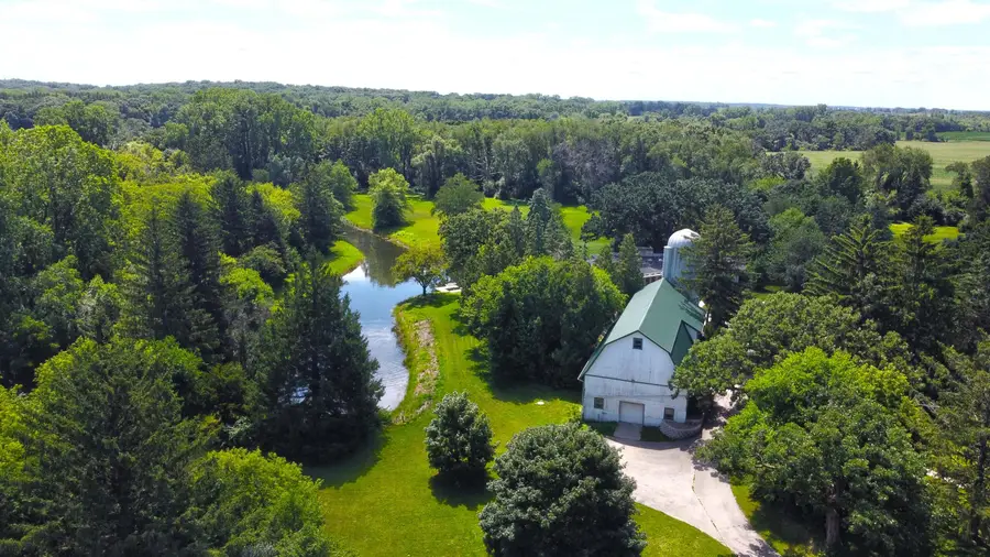 W1800 County Road B, Bloomfield, WI 53128 - #3